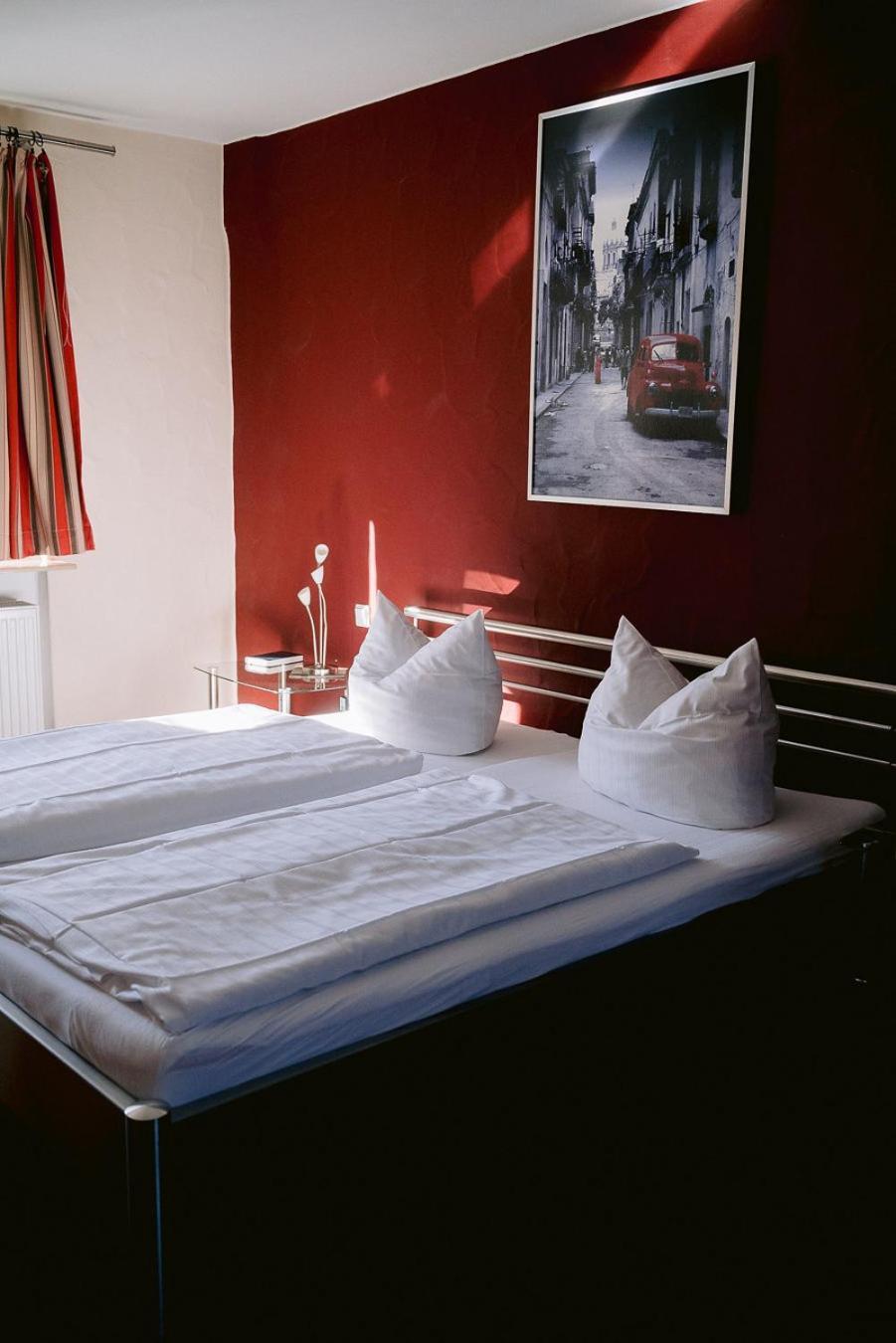 Hotel Landgasthof Zur Alten Scheune Τσβαϊμπρίκεν Εξωτερικό φωτογραφία