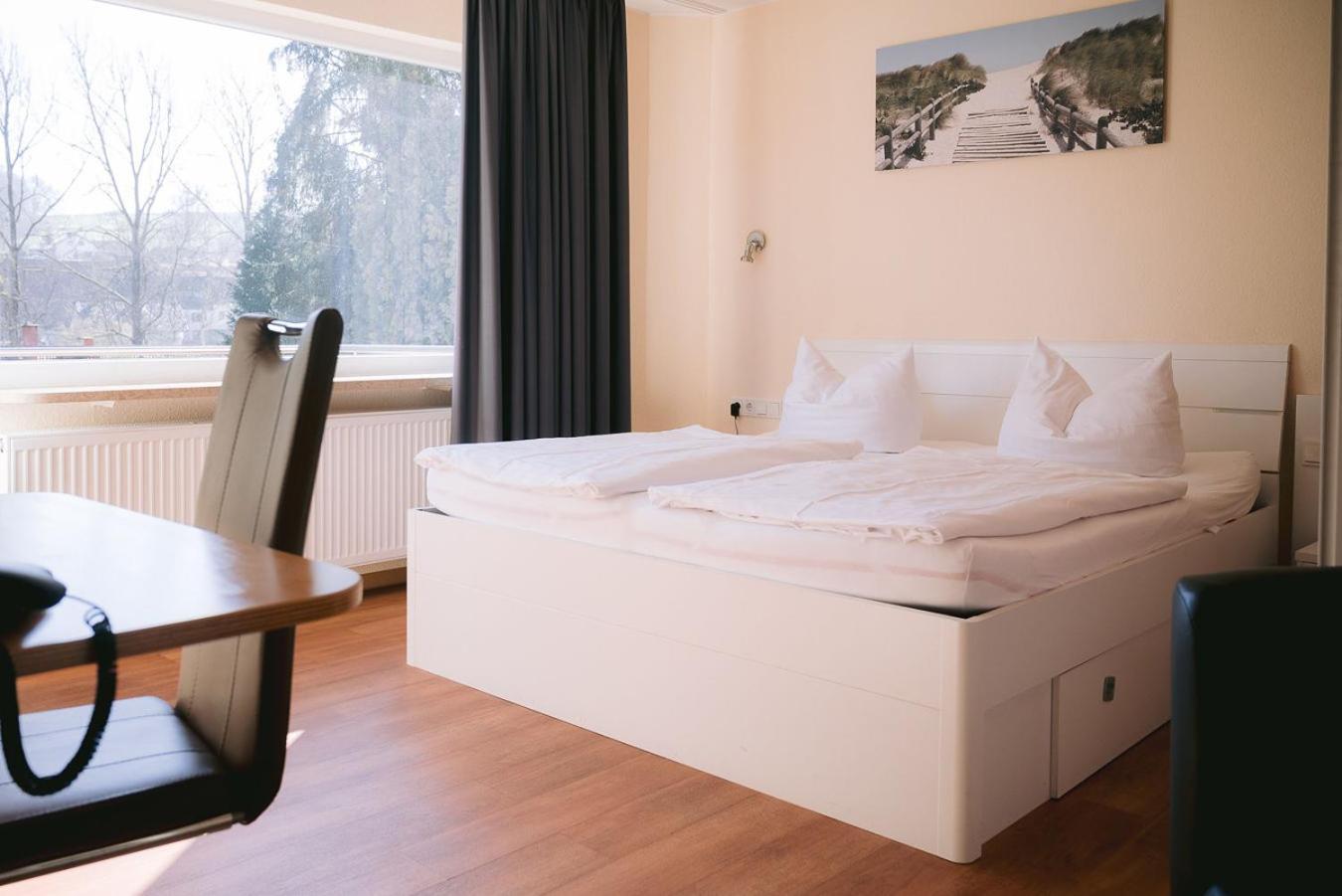 Hotel Landgasthof Zur Alten Scheune Τσβαϊμπρίκεν Εξωτερικό φωτογραφία